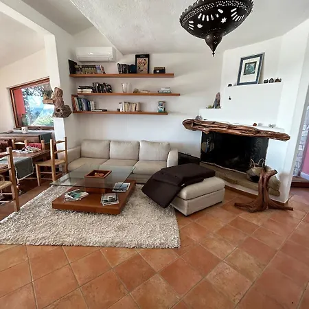 Ibisco Villa Chia